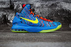 Release Reminder: Nike LeBron X & Christmas Pack nike lebron 10 xx christmas pack 4 02 Release Reminder: Nike LeBron X & Christmas Pack