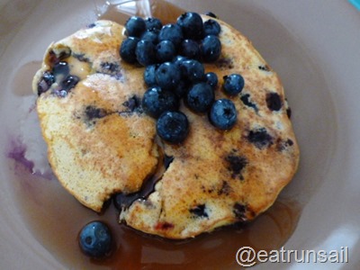 Aug 24 coconut and blueberry pancakes 001