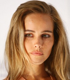 Isabel Lucas, vigyázz, mit kívánsz!