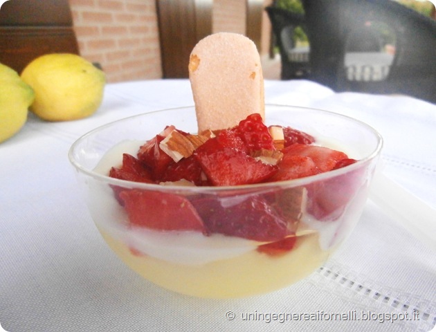 mousse ricotta crema lemon curd senza uova burro light fragole mandorle limone