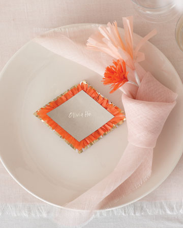 I love this look. Tie sheer linen napkins in loose knots, then tuck tissue paper blooms inside. Present each one next to a name card that's framed by a shining border.
(marthastewartweddings.com) I love this look. Tie sheer linen napkins in loose knots, then tuck tissue paper blooms inside. Present each one next to a name card that's framed by a shining border.
(marthastewartweddings.com)