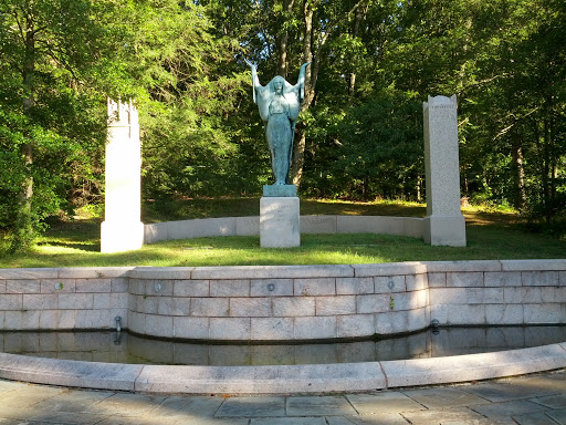 Bernheim Statue