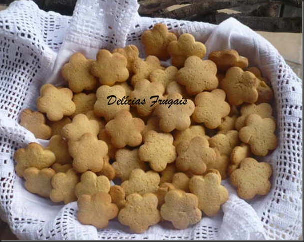 Biscoitinho de fubá Biscoitinho de fubá - delícias frugais