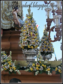 exorno-floral-procesion-carmen-coronada-malaga-2011-alvaro-abril-(7).jpg
