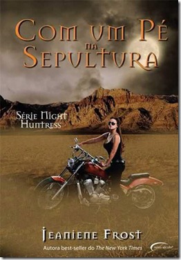 capa-com-um-pe-na-sepultura capa-com-um-pe-na-sepultura