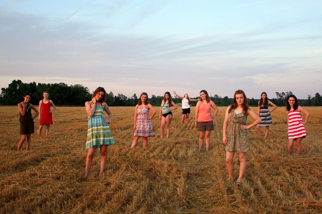 [biblestudygirlsswimparty%2520108%255B4%255D.jpg]
