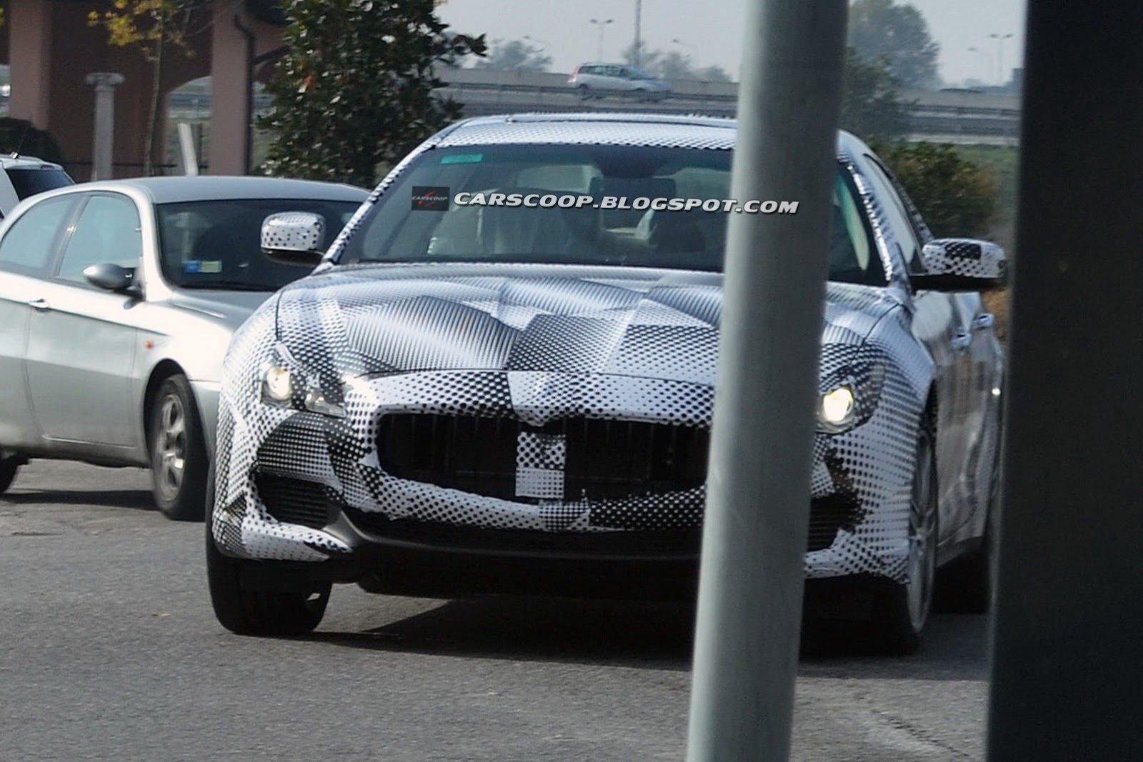 [2014-Maserati-Quattroporte-Saloon-4%255B3%255D.jpg]