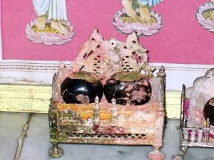 [Adv-advaita-nrshingha-silas-santipur-village%255B7%255D.jpg]