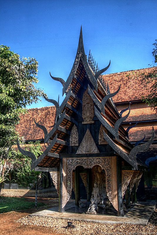 Black temple small house 2 Chiang Rai Thailand