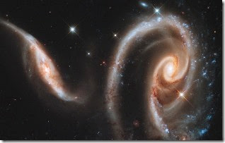 Interacting Galaxyes Arp 273_Hubble Heritag