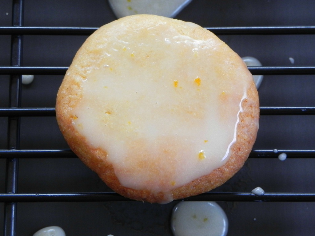 [glazed-lemon-cookie-1%255B4%255D.jpg]