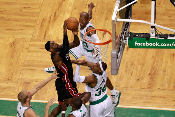 Boston Celtics Defeat Miami Heat to Trim Deficit to 21