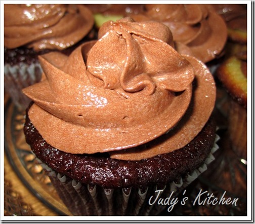 bananachocolatecupcakes4_thumb12