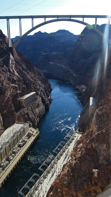 [Lake-Mead20-3-Feb-20125.jpg]