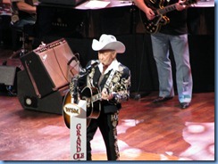 9738 Nashville, Tennessee - Grand Ole Opry radio show - Little Jimmy Dickens 9738 Nashville, Tennessee - Grand Ole Opry radio show - Little Jimmy Dickens