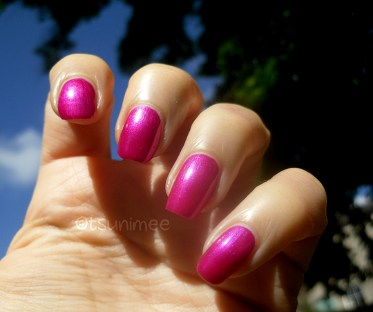 005rimmel-pulsating-nail-polish