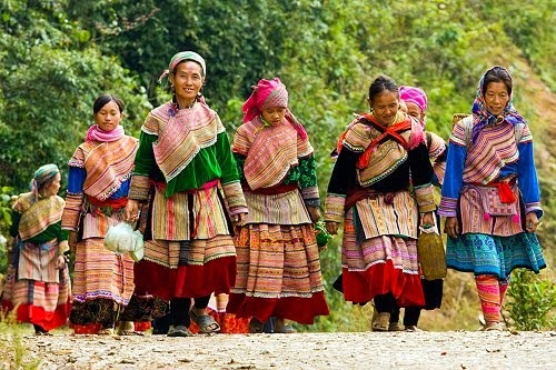 [Hmong-people%255B4%255D.jpg]