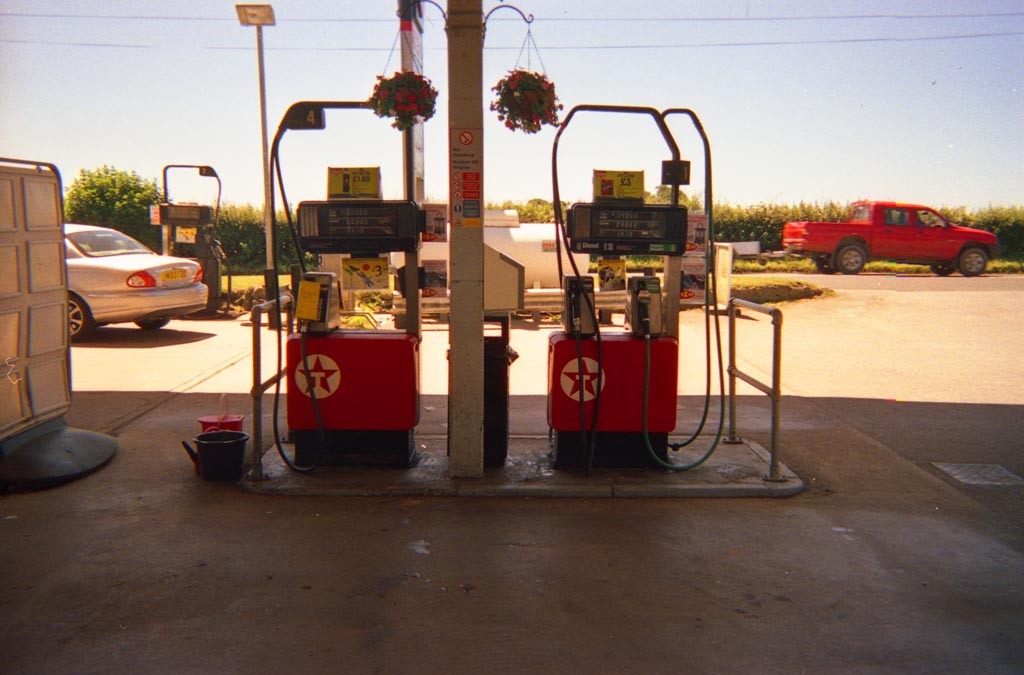 [The-Petrol-Station---Disposable-Camera%255B4%255D.jpg]