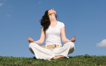 girl relax in green grass