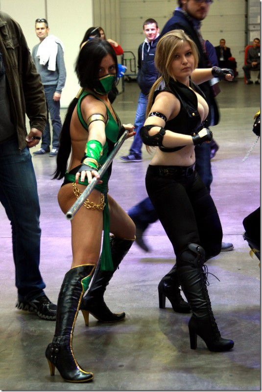 igromir-cosplay-girls-30