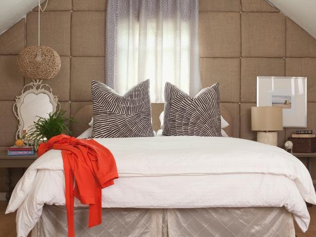 [HGRM_bed-designer-attic-apartment_s4x3_lg%255B5%255D.jpg]