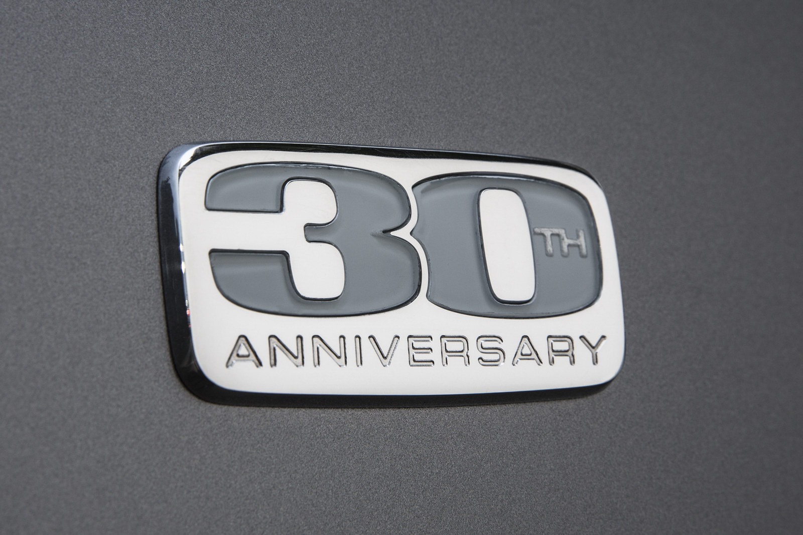 [2014-Chrysler-Town%2526Country-30th-Anniversary-14%255B2%255D.jpg]