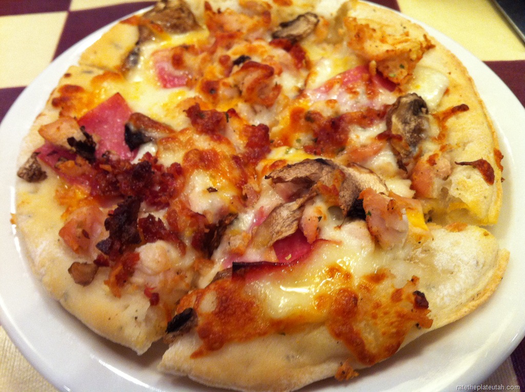 [Brick%2520Oven%2520Chicken%2520Cordon%2520Bleu%2520Pizza%255B3%255D.jpg]
