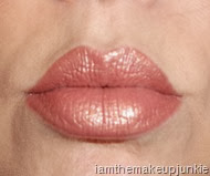 Manna Kadar Gliss Lipstick