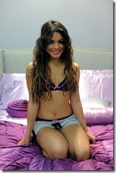 dollys-from-holly.blogspot.com_Vannessa Hudgens_04