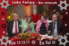 Fotos do evento João Felipe - 17.12.11. Foto numero 48 da Social Click Fotografia Digital, do Rio de Janeiro, RJ, que faz fotos divertidas, fotos malucas, fotos com fantasias, fotos na hora, fotografia maluca, fotografia divertida com molduras personalizadas. fotos divertidas malucas foto maluca animadas animado rj rio de janeiro divertida fantasia animada casamentos bodas casamento fotografia