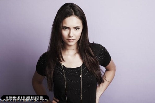 nina dobrev linda sensua sexy sedutora fotos Vampire Diaries desbaratinando (21)