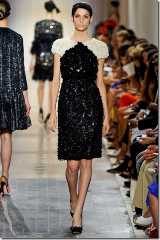 Giambattista Valli (nay) 2) Giambattista Valli (nay) 2)