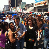 (23.11.11) Estuvimos recorriendo las calles del centro de Maracay llevando nuestro mensaje de Paz, Bienestar y Progreso a miles de aragüeños que se han sumado ya a ese país que generará seguridad en lo personal, lo jurídico, lo político y lo económico: La Mejor Venezuela Construyendo #LaMejorVzla en Aragua