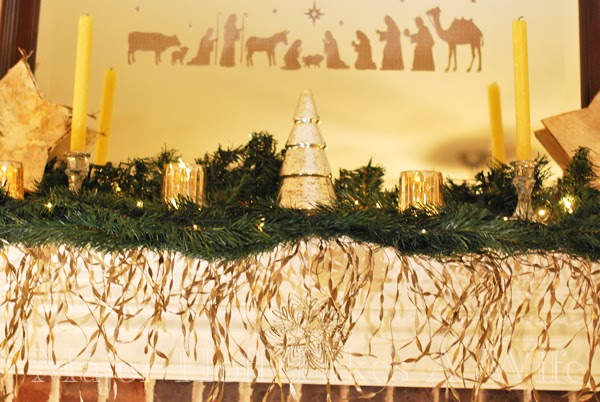 Nativity on mirrow mercury glass.jpg Nativity on mirrow mercury glass