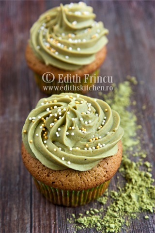 [cupcakescumatcha25.jpg]