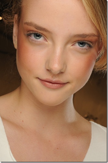NARS_Timo Weiland_SS12_Model