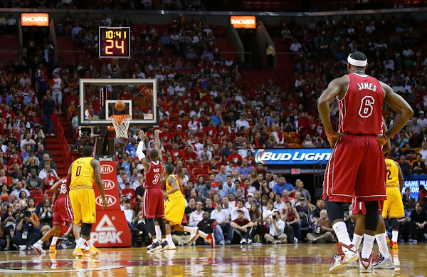 King James Goes Back to LEBRON 11 With New RedSilverWhite PE