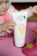 crema capsuni crema capsuni