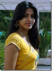 dhanshika_in_yellow_saree
