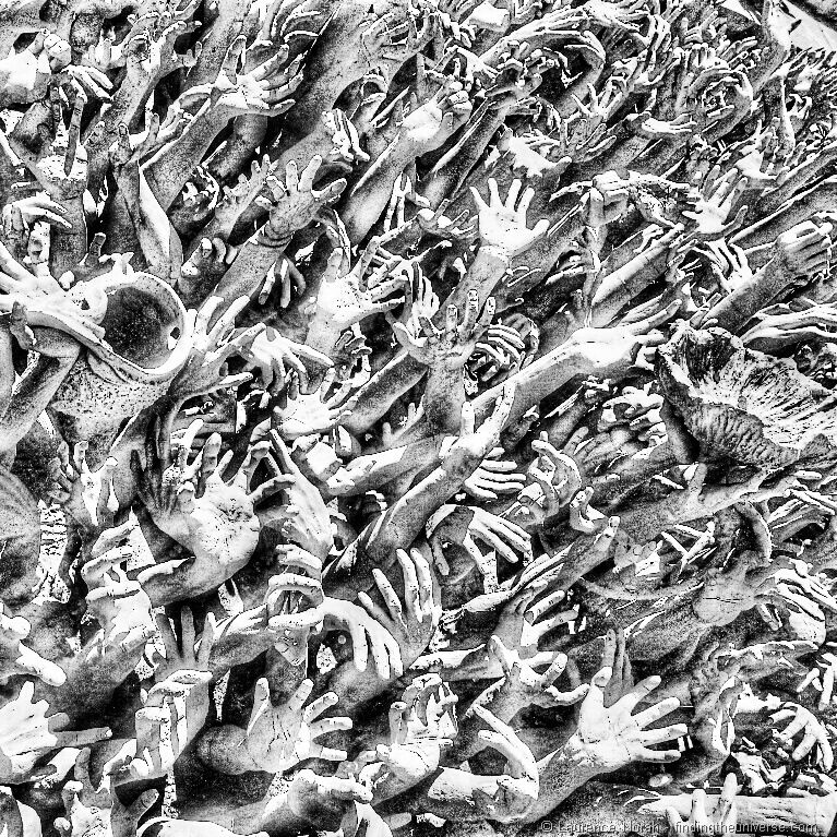 [White%2520hands%2520temple%2520Chiang%2520Rai%2520Thailand%255B4%255D.jpg]