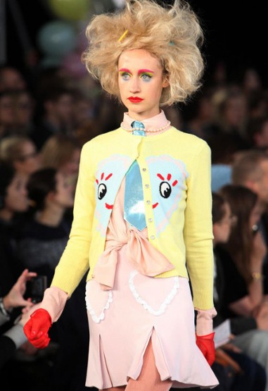 meadham-pa_2004036a.jpg