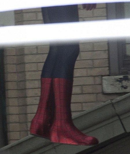 The Amazing Spider-Man 2 Set Photos with Andrew Garfield in Costume 10