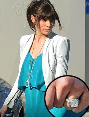 Jessica-Biel’s-Engagement-Ring