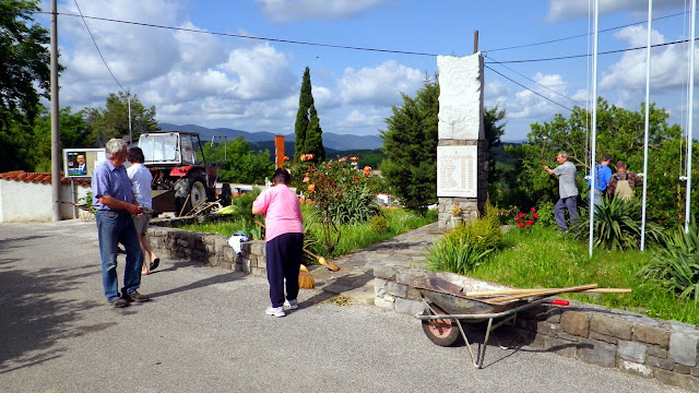 2014-05-Cistilna-akcija-Osek-04.JPG