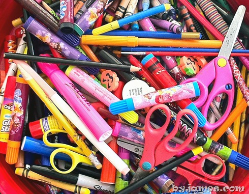 [craft-clutter%255B8%255D.jpg]