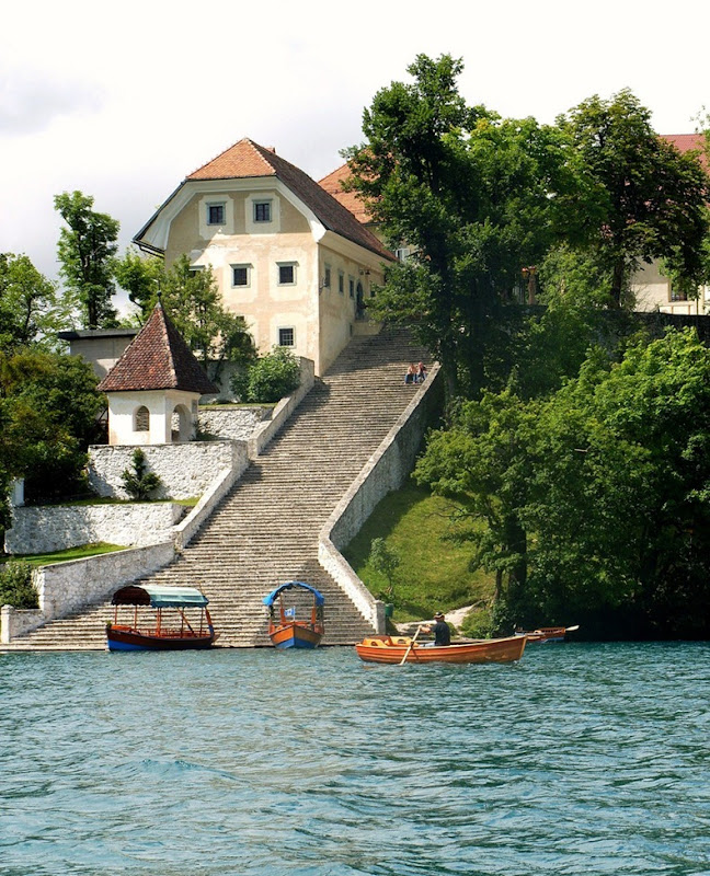 bled-island-5 bled-island-5
