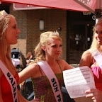 First official duty of the new 2009 Royal Trio is to be interviewed with Vibe 98.5FM interview.jpg