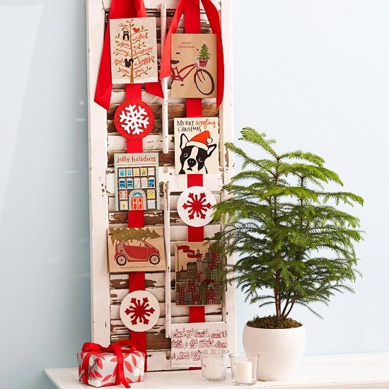 [Using-a-shutter-as-card-display6.jpg]