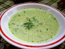 190220-960x720-leichte-gurkensuppe