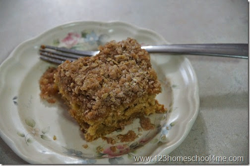 This just may be your new favorite coffee cake recipe - YUM! This just may be your new favorite coffee cake recipe - YUM!